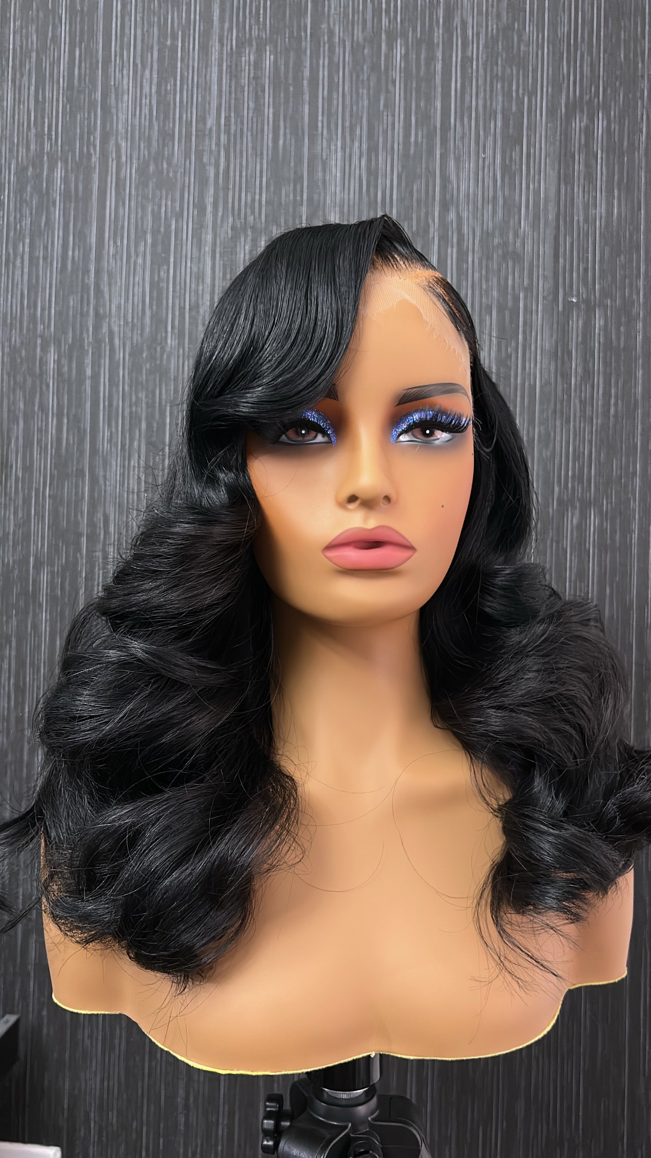 Tina 20” Unit
